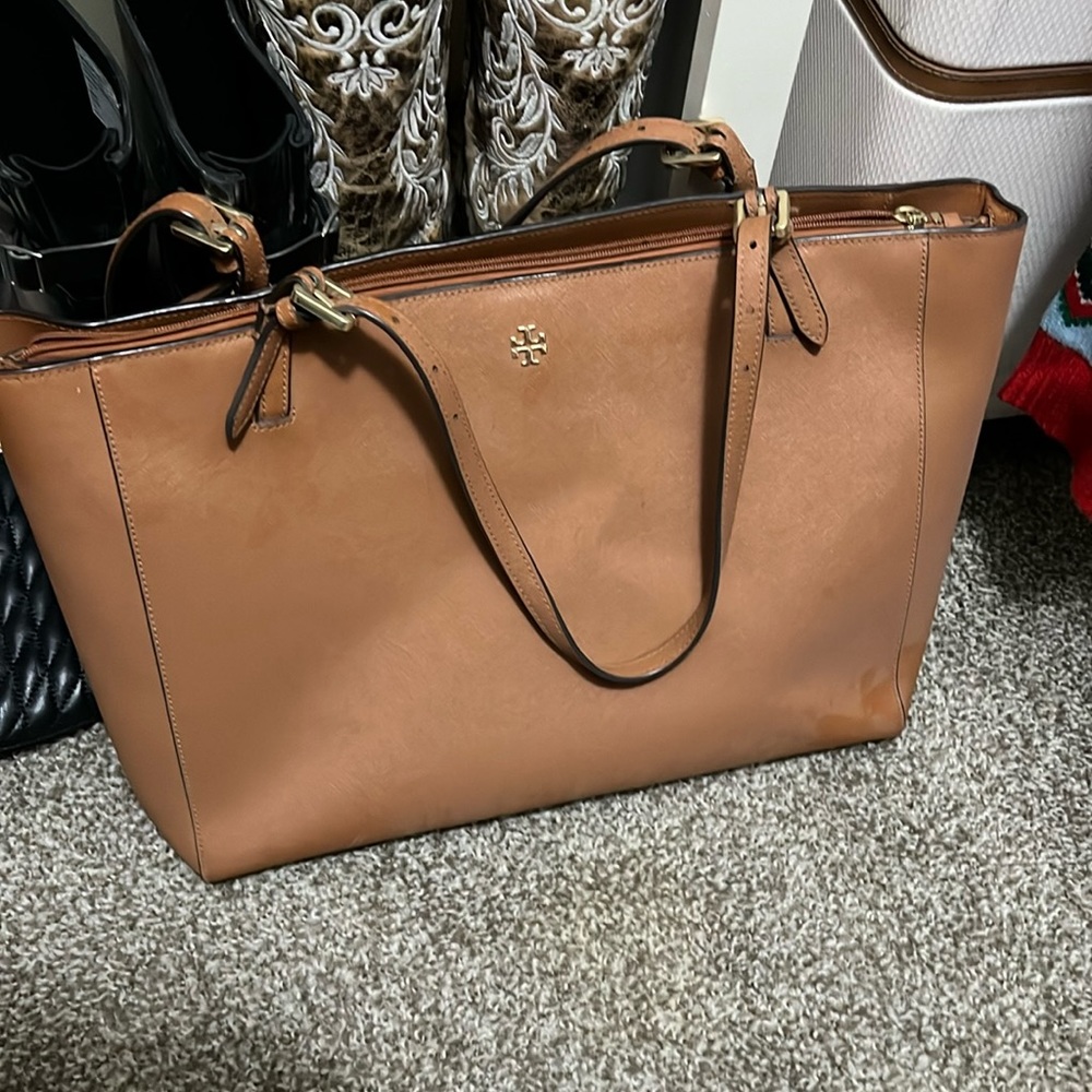 Tote